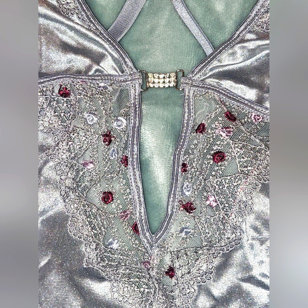Silver/Cranberry Teddy (New No Tag)